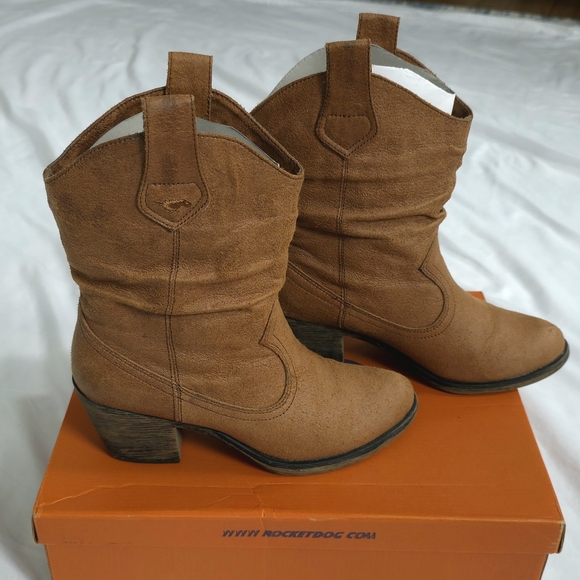 Rocket Dog Brown Suede Ankle Boots - Picture 6 of 13